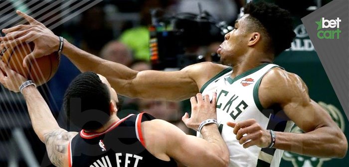 دومین پیروزی میلواکی باکس برابر تورنتو رپترز در فینال کنفرانس شرق NBA 2 | 30449 میلواکی باکس یک قدم نزدیک تر به قهرمانی کنفرانس شرق NBA